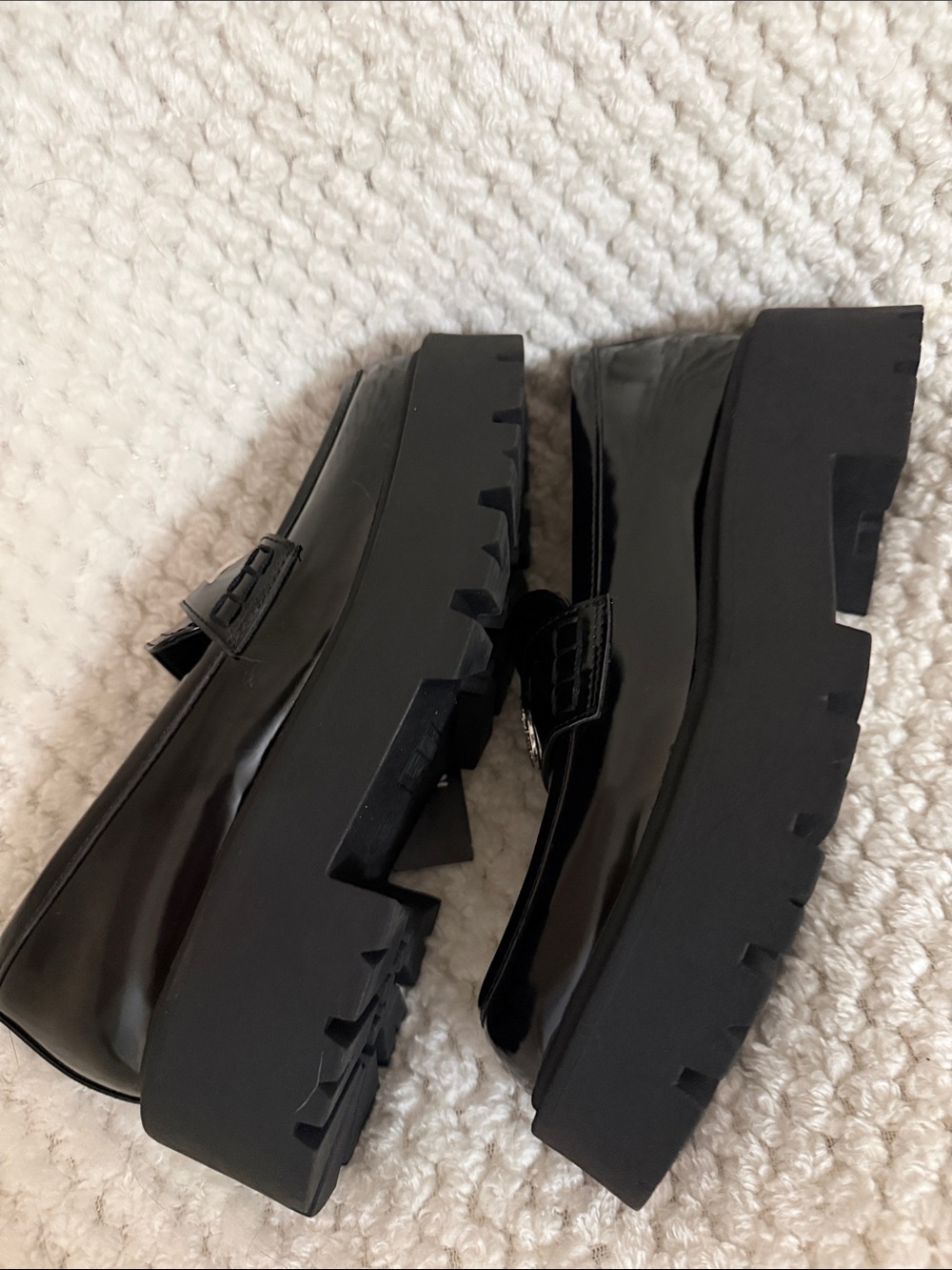 NWT Women’s 8 Madden New York City Lug Sole Coin Black Patent Loafer Cottagecore - Picture 10 of 12